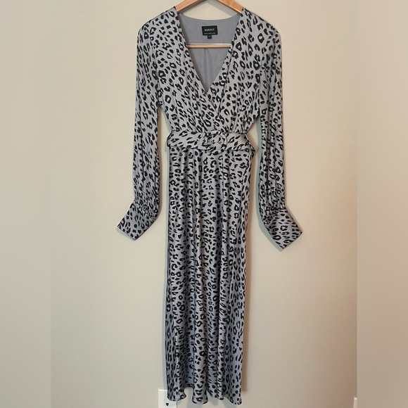 Bardot V-Neck Satin Animal Print Dress XS 0 2 4 Grey Black Silver Belted Short - Picture 4 of 7